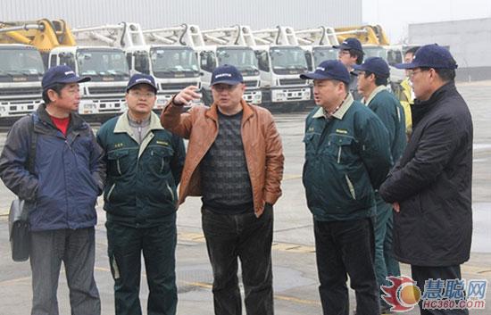 濟寧市泵送協會會長鄭小軍一行參觀楚天公司